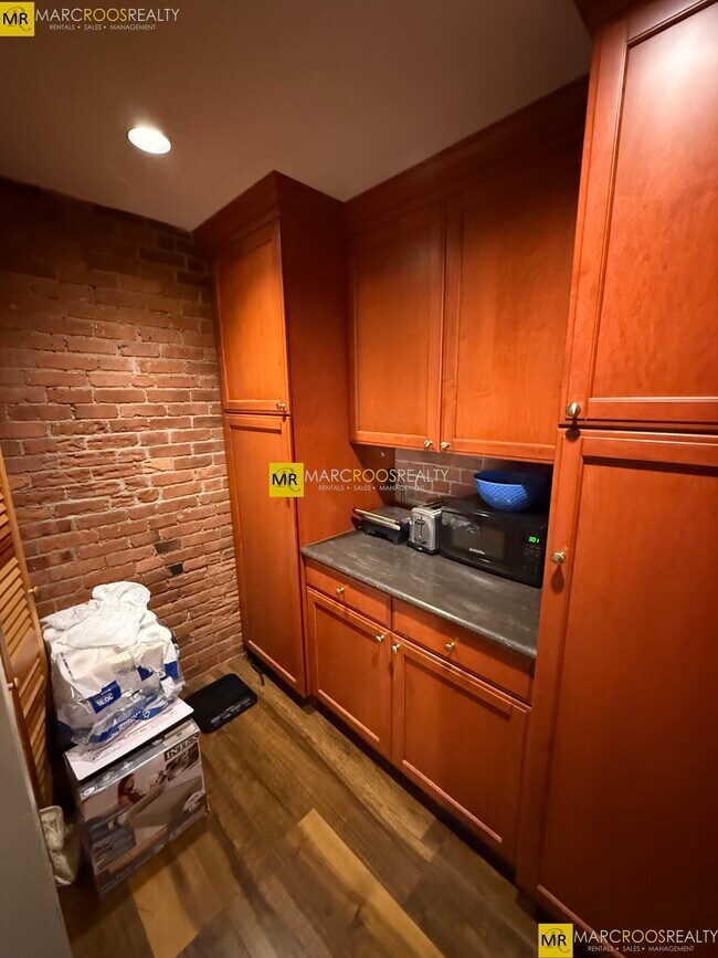 Photo - 111 Gainsborough St Unit 207