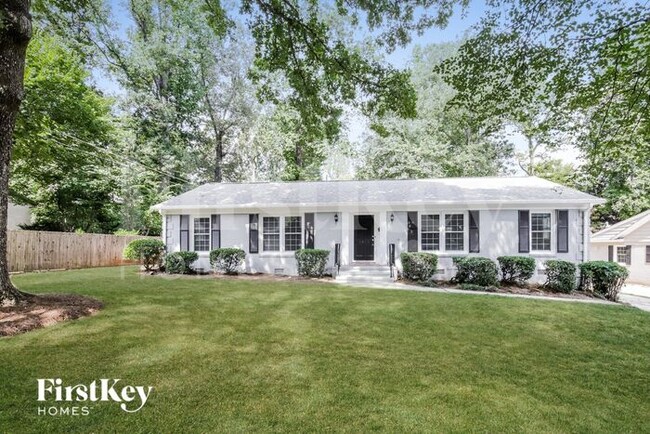 Photo - 2822 Rutherford Dr House