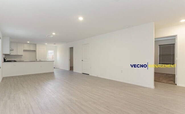 4539 Martin Wy