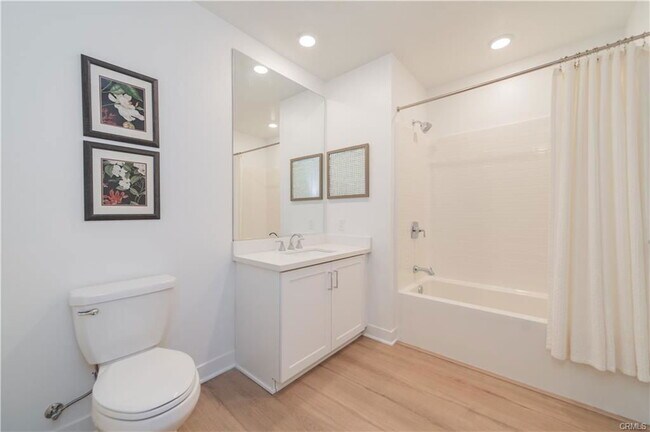 Photo - 1507 Rivington