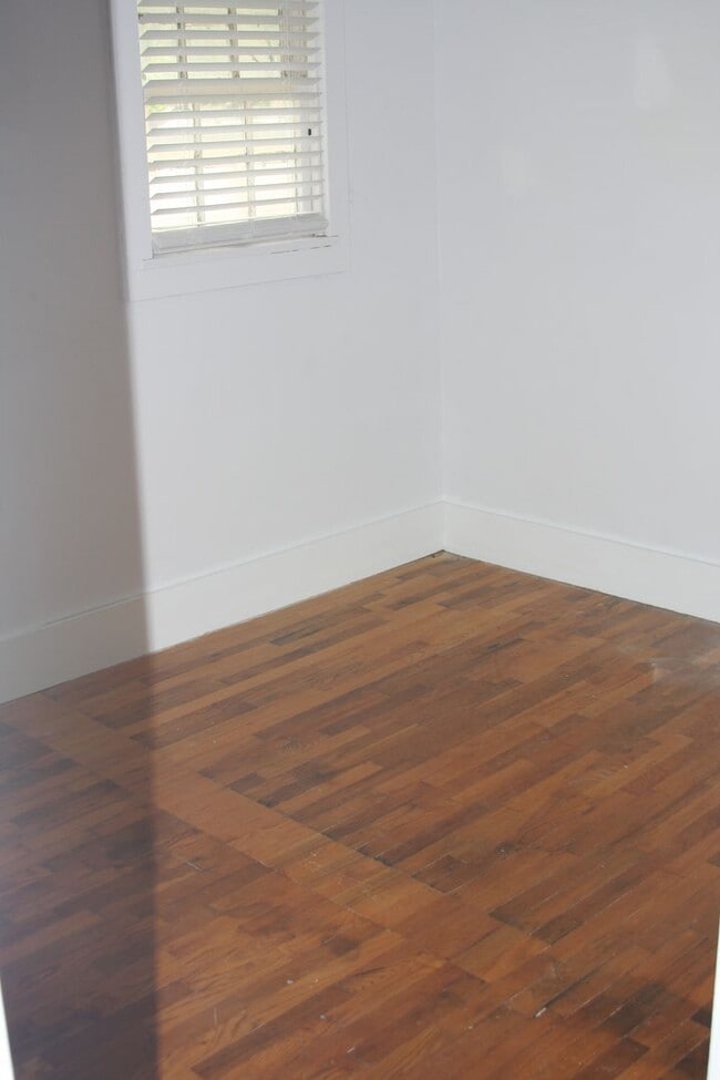 Photo - 722 W Cherry St Unit 722 W Cherry  B