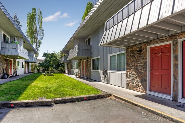 Photo - Arrowsmith Apartments