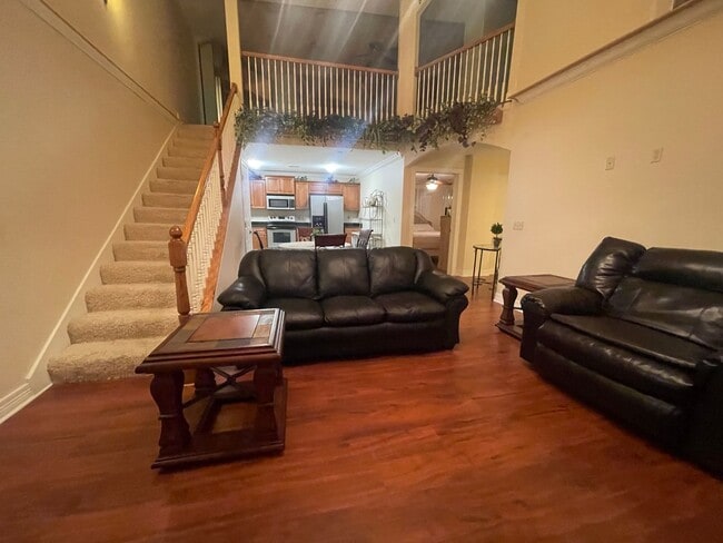 Photo - Furnished 3 bedroom 3 bath Apartment in Morningside Community, Blue Eye MO Unidad 325