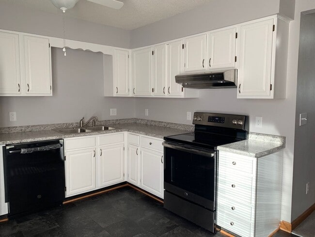 Photo - 6663 Briarfield Ave