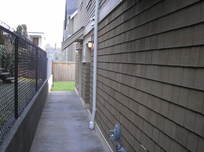 Photo - 532 24th Ave S