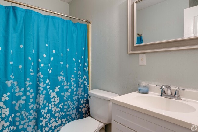 Photo - Pine Haven Apartments