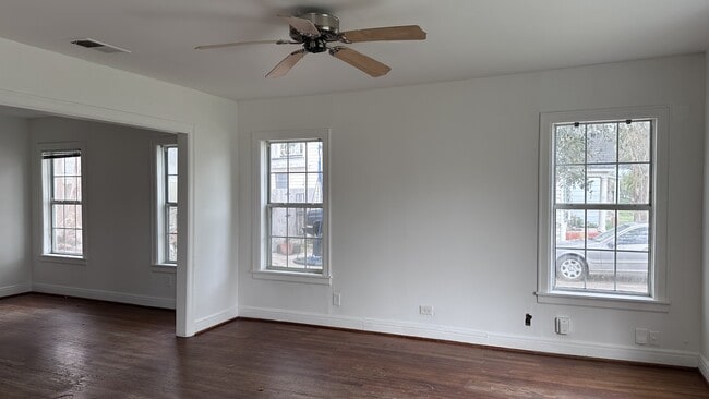 Photo - 2839 Topeka St