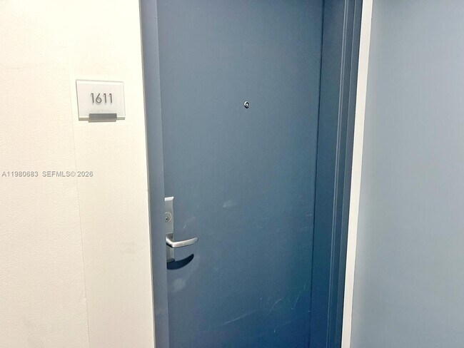 Photo - 7901 Hispanola Ave Unidad 1611