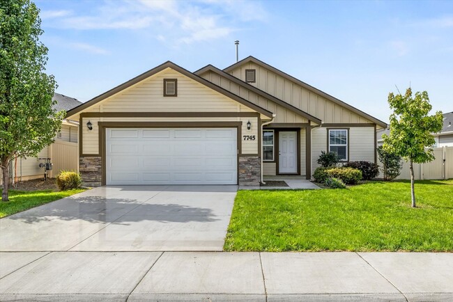 Charming 3 Bedroom Home in Nampa _ Pet Fri... - Charming 3 Bedroom Home in Nampa _ Pet Fri...