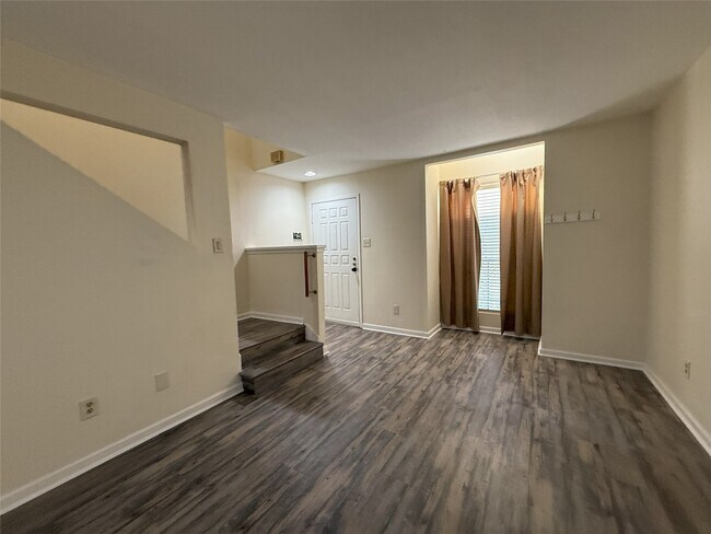 Photo - 2100 Wilcrest Dr Unidad 107