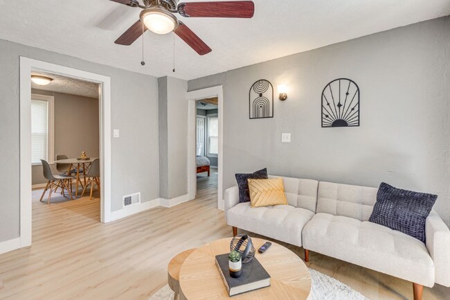 Photo - 484 Spicer Street