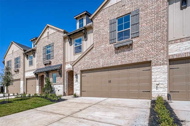 Photo - 6570 Scarlet Pond Ln