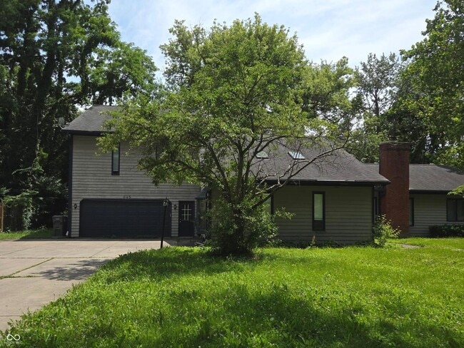 Photo - 945 Fox Hill Dr