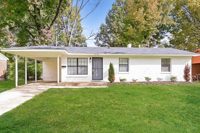 Photo - 1776 Tahiti Ln House