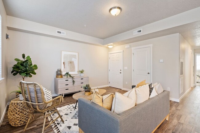 Photo - Brownstone Flats Apartments