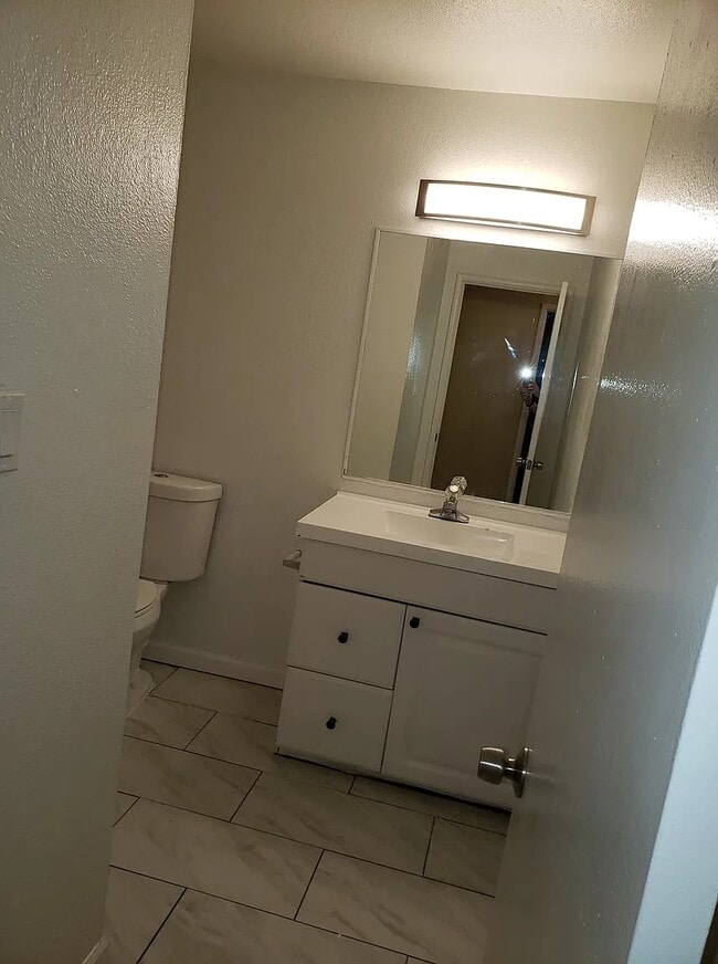 Photo - 8071 Via de Palmas Ln Unit 1