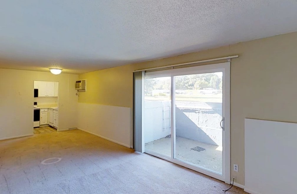 Photo - Hull Flats Apartments
