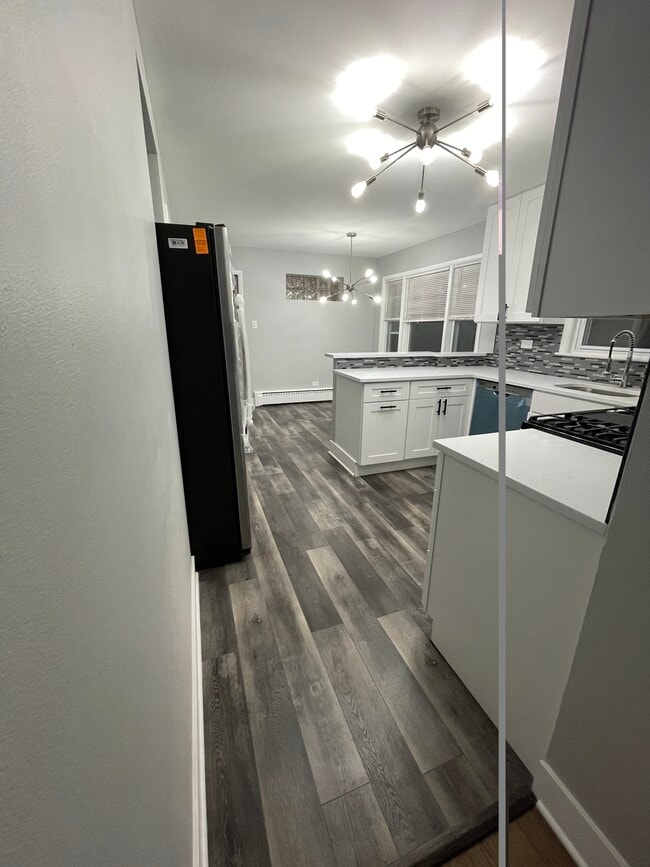 Photo - 6825 W Leland Ave Unidad 3