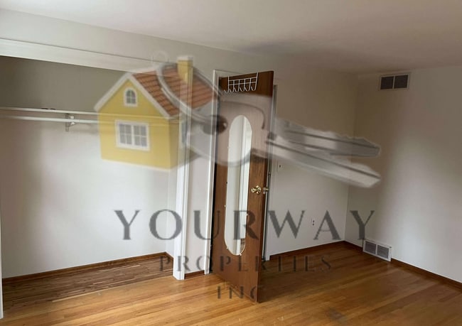 Photo - 212 Carmas Dr