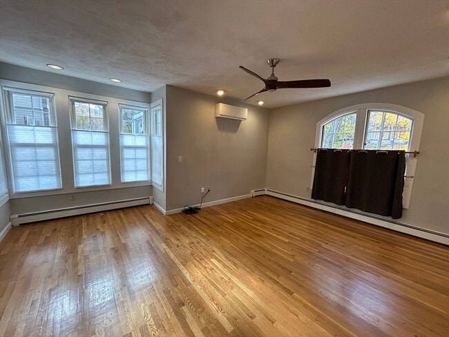 Building Photo - 120 Highland St Unit 1