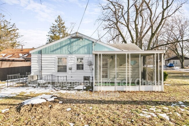 Photo - 17306 Holmes Ave