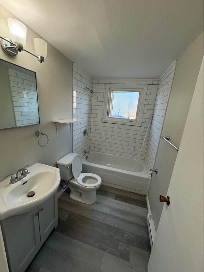 Photo - 201 Dominion St Unit 7