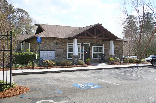 Leasing Office