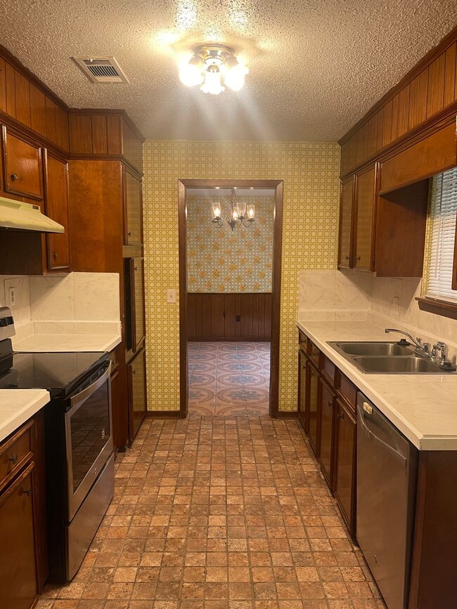 Photo - 4253 Will-O-Wood Blvd