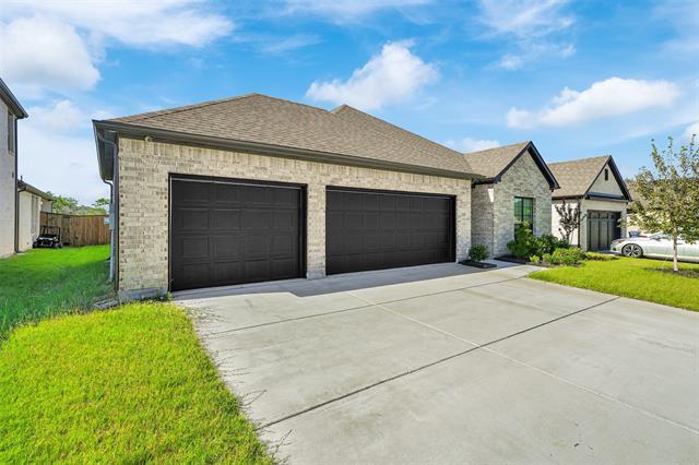 Photo - 260 Lakeside Dr