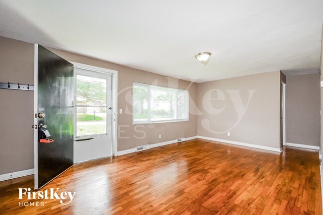 Photo - 704 Highland Dr