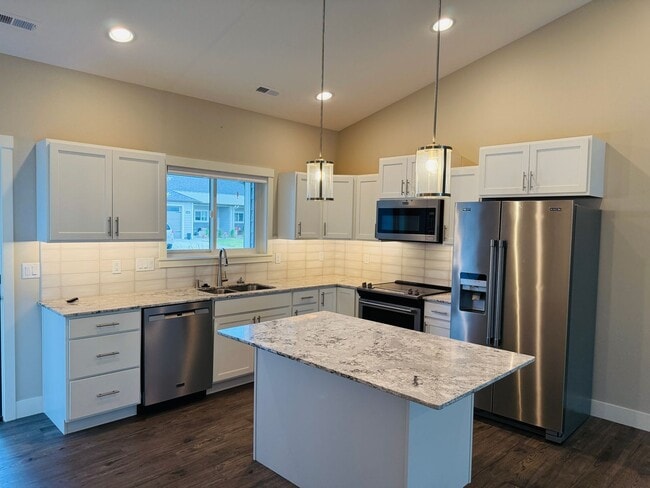 Photo - 2 bed, 2 bath West End Luxury