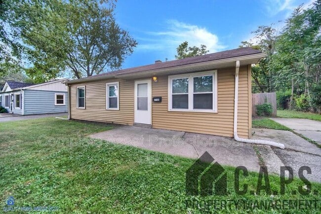 Building Photo - 7744 Bertram Ave