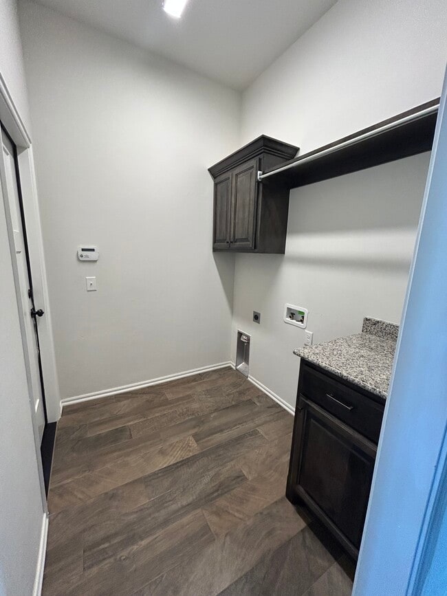 Photo - 8720 SW 40th Ter