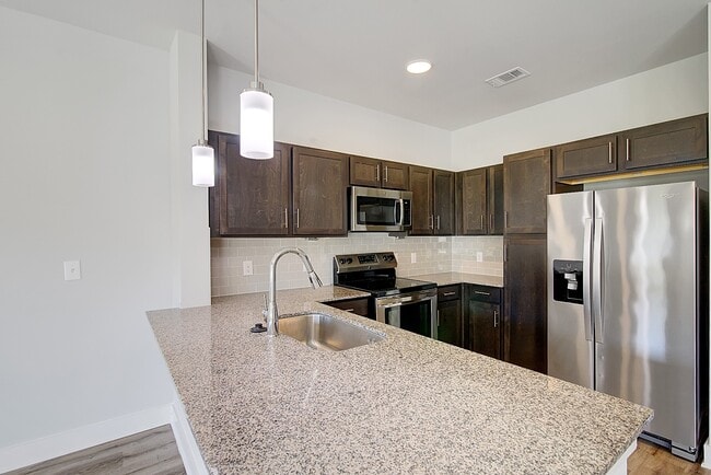 Building Photo - 25500 Westheimer Pkwy Unit 6306 Rental