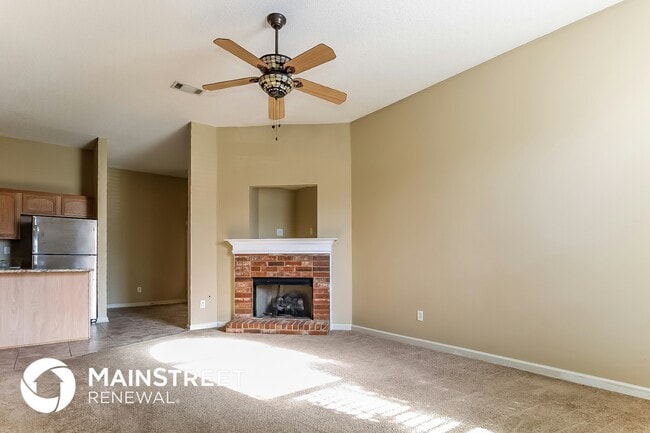 Photo - 1393 Marhill Cove