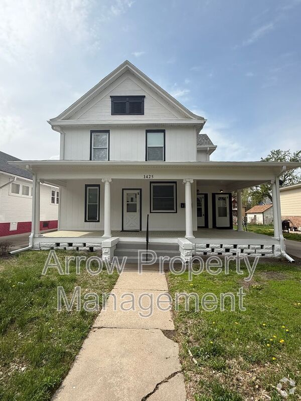 Building Photo - 1425 Garfield St Unit 1 Rental