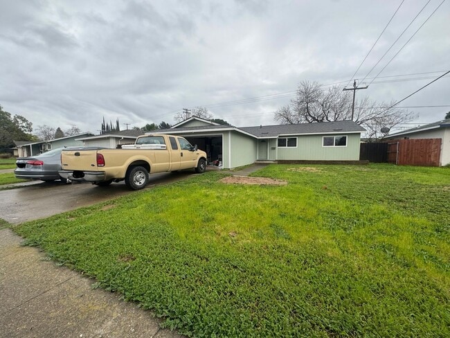 Building Photo - Charming 3 Bedroom, 2 Bathroom Located in Rancho Cordova.