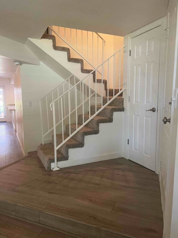 Photo - 170 E Guadalupe Rd