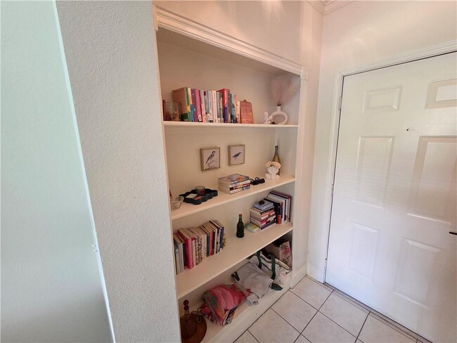 Photo - 3777 Peachtree Rd NE Unit 1035