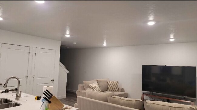 286 Starboard Dr