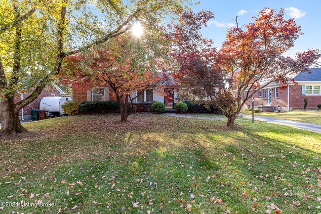 Photo - 704 Indian Ridge Rd