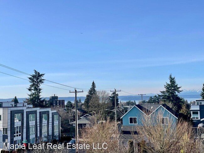 2 br, 1 bath House - 3914 SW Graham St - 2 br, 1 bath House - 3914 SW Graham St
