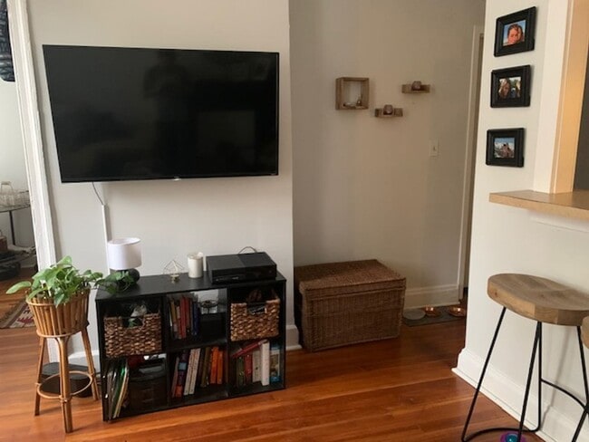 Photo - Fourth and Spring