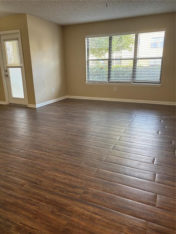 Photo - 11901 4th St N Unidad 7107