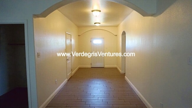 Photo - 9520 Prairieview Dr