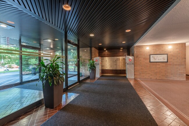 Photo - Bayers Park Apartments