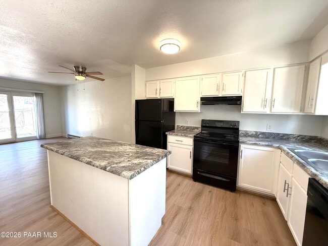1230 Stetson Rd