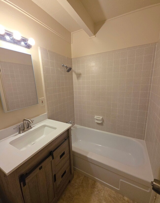 Photo - 71 Navajo Drive