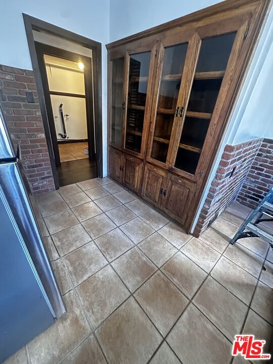 Photo - 156 N Kenmore Ave