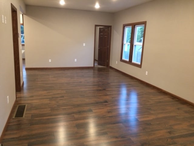 Photo - 706 W 5th Ave